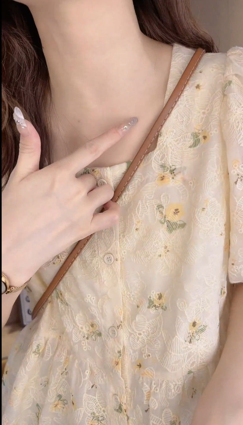 夏季新款方领碎花短袖衬衫女设计感小众洋气百搭泡泡袖别致上衣详情22