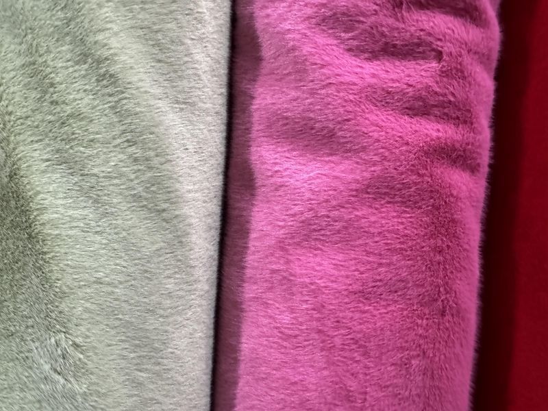 Artificial fur, jade fox velvet fabric, toy neck, ear cups, decorative Christmas tree skirt, plush mink fabric in stock pic 8