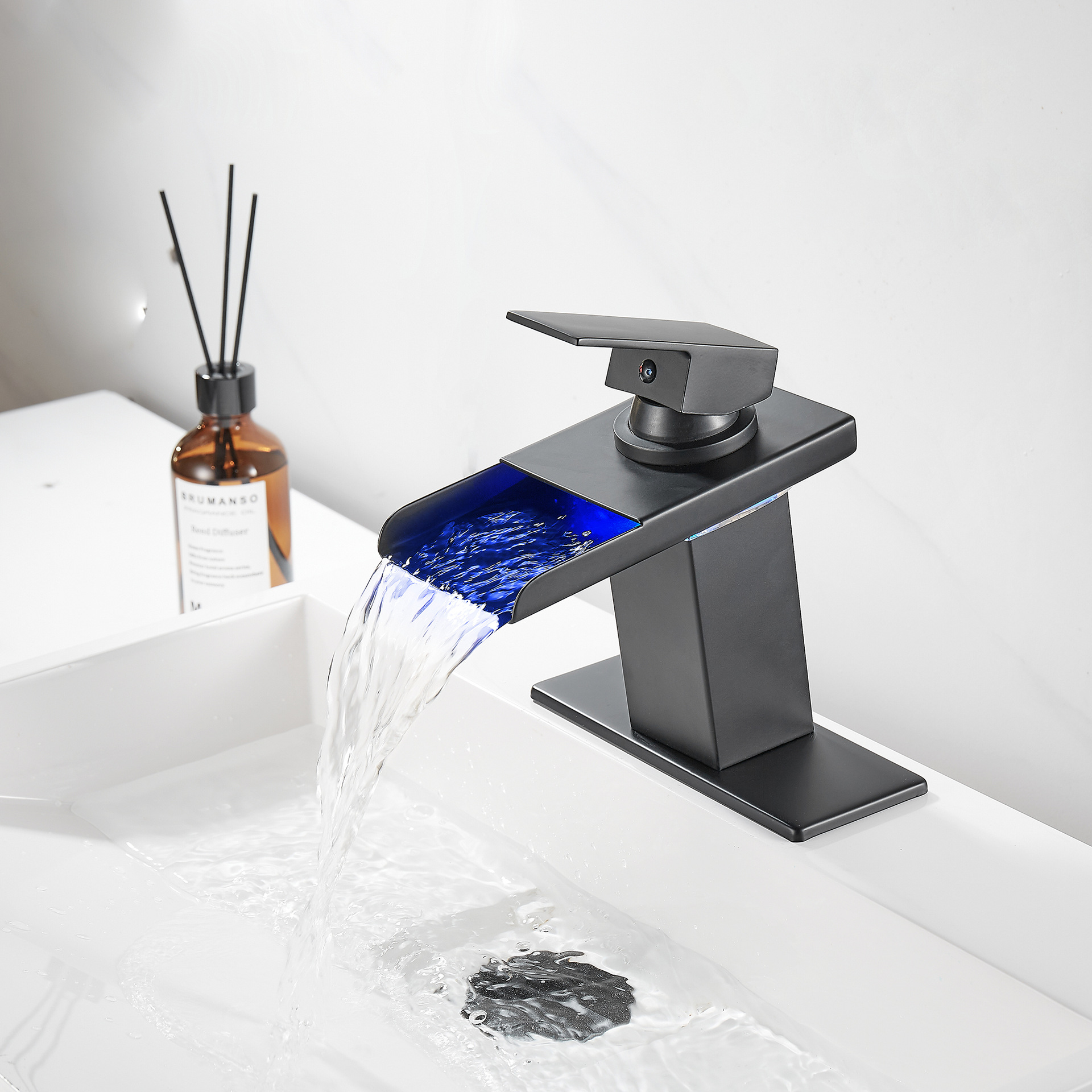 Скоростная продажа через границу северной америки на независимой станции wishbay LAZADA LED светящиеся раковины pic 2