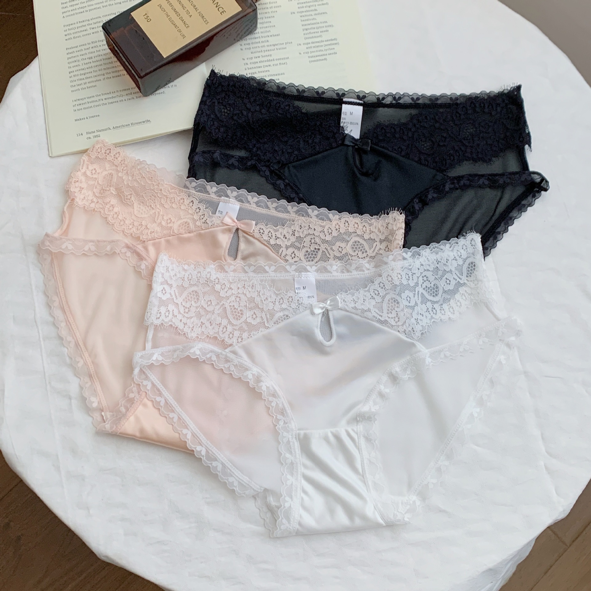 法式软蕾丝性感网纱内裤女甜美纯欲风诱惑透气舒适少女中腰三角裤详情1