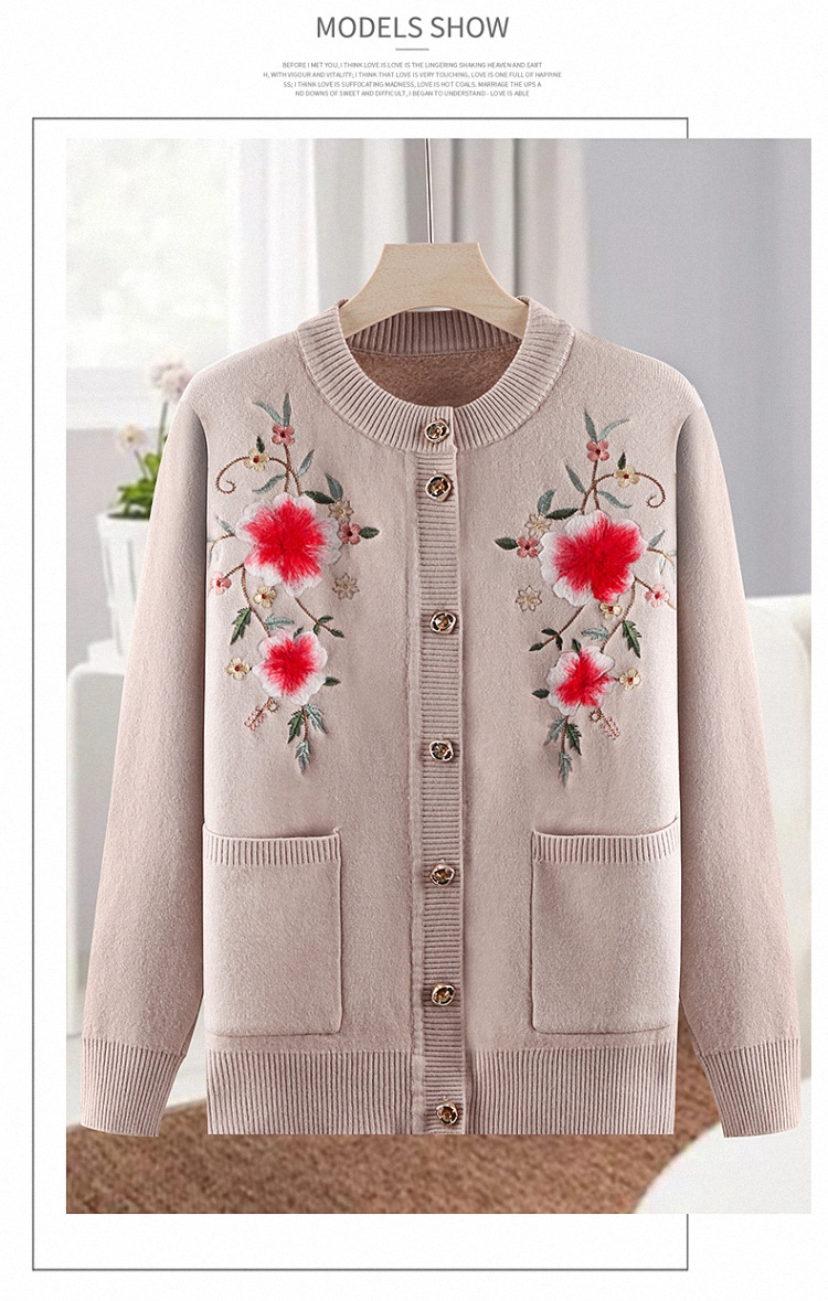 Warm tops for middle-aged and elderly people in autumn and winter: sweaters for grandmothers with fleece, cardigans for mothers, winter coats, and base coats for the elderly pic 11