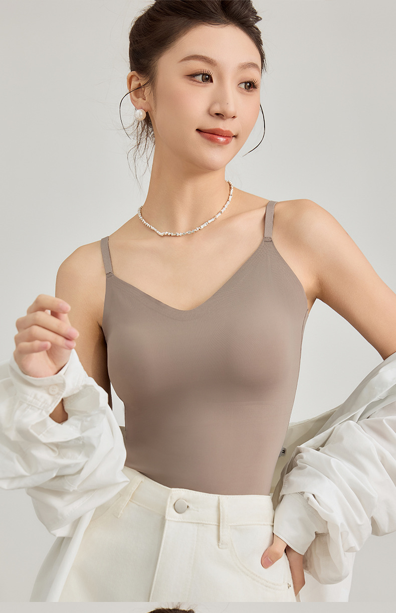 V领无痕吊带背心一体式固定杯带胸垫无钢圈亲肤透气可调节肩带女详情19