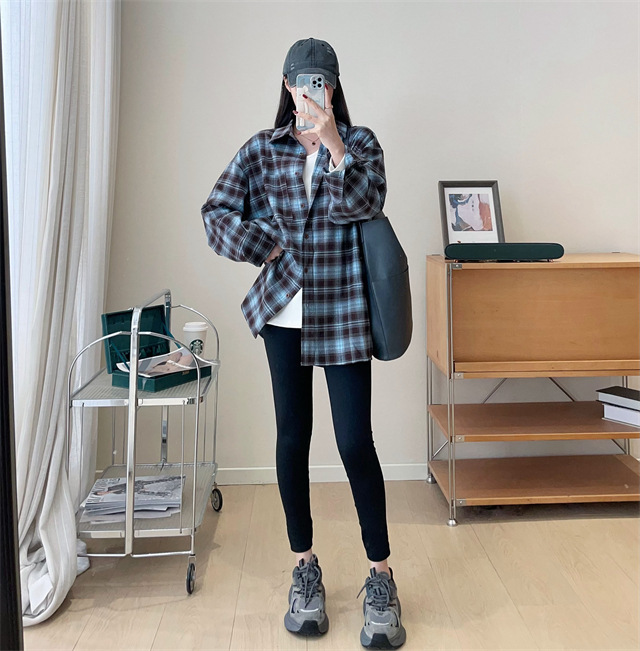 A retro, fashionable, loose and slimming mid-length brushed checked shirt for women in spring, new F090225 pic 14
