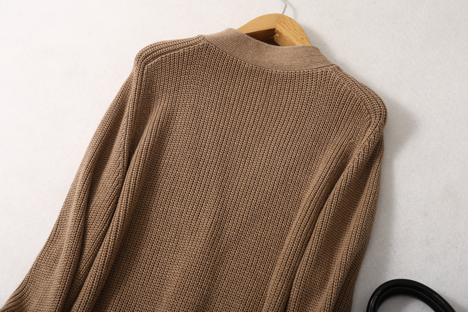 Sweater cardigan autumn and Winter new collection: Knitted silk and cashmere blend cardigan, elegant commuting loose thick knitted sweater for women pic 10