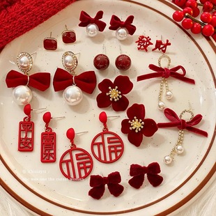 Korean-style large updo hair clips, high-end hairpins, shark clips, ins atmosphere, autumn and winter plush hair accessories pic 3