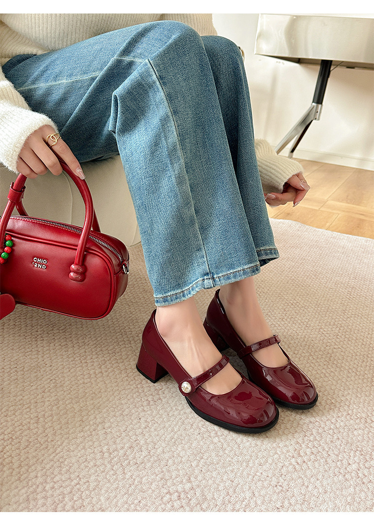 苏茵茵人间芭比韩国圆头珍珠红色粗跟单鞋玛丽珍鞋女小皮鞋详情15
