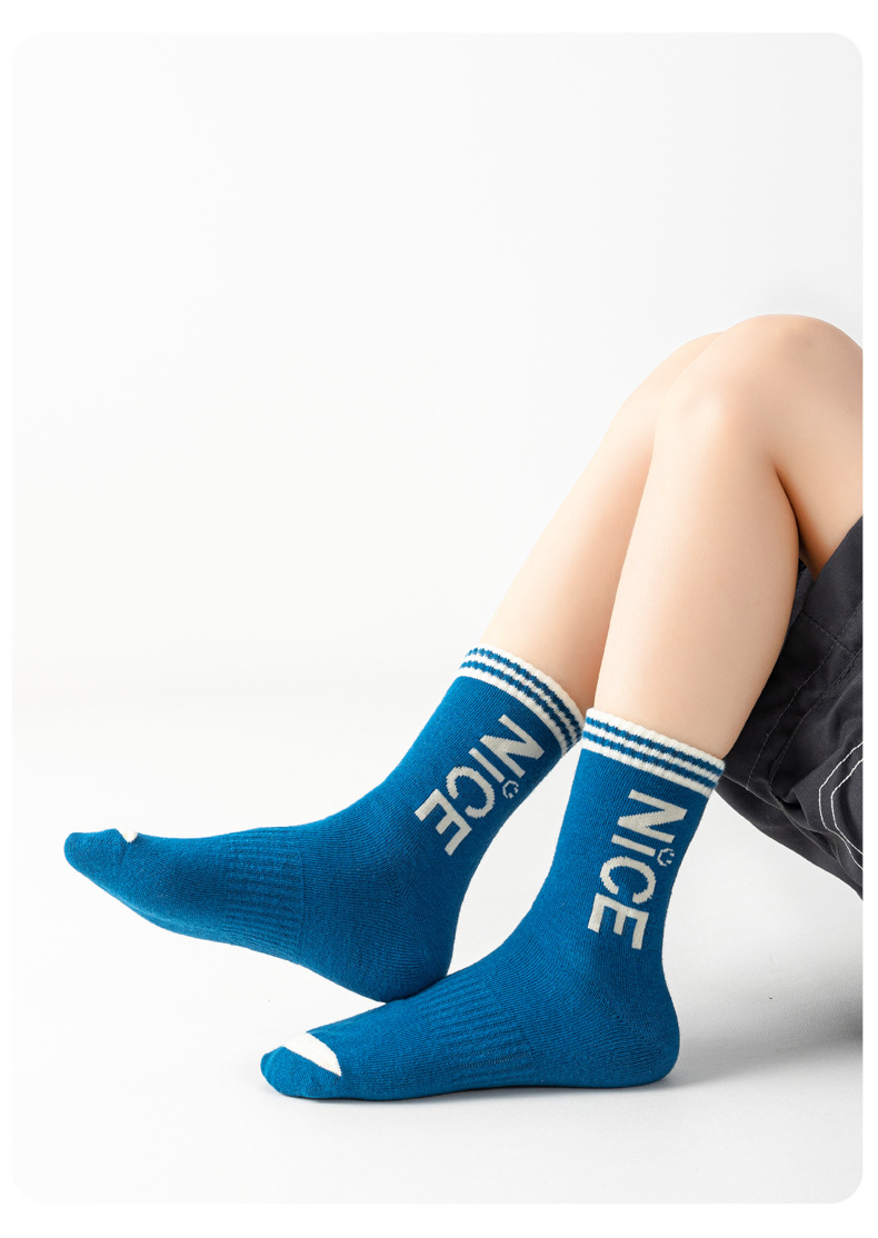 儿童袜子批发2023春秋棉袜中筒袜韩版笑脸运动字母百搭男女童袜子详情14