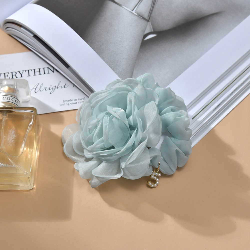 新款温柔纯欲风低饱和色玫瑰花系列发圈新款马尾发绳花朵头绳发饰详情4