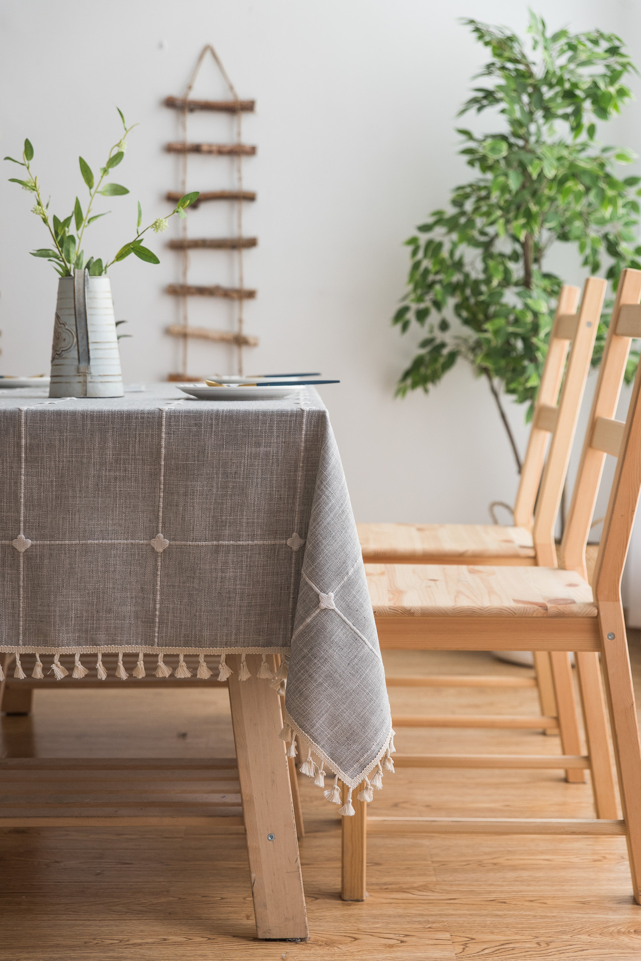 Cross-border Amazon farmhouse antique embroidery party tablecloth, cotton and linen outdoor linen coarse linen waterproof cover tablecloth pic 1