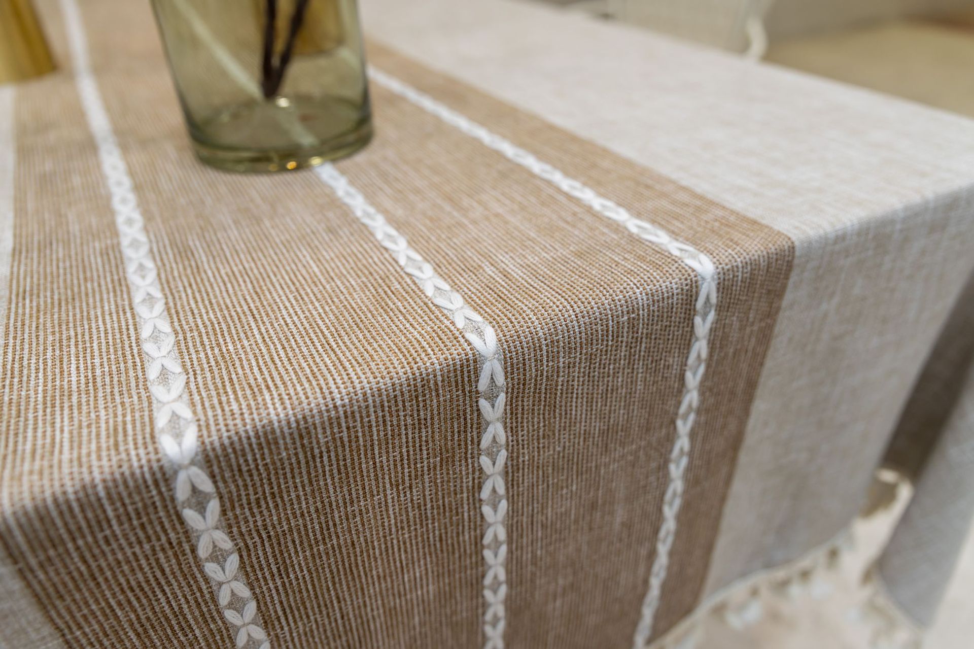 Cross-border home textile cotton and linen embroidered tablecloth, party dust-proof, Christmas festival, kitchen, banquet and gathering bestseller tablecloth pic 28