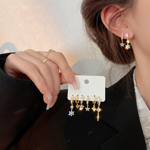 The 2025 new cold style earrings, a niche design for women, zircon ear buckles S925 silver needle, a popular earpiece pic 1