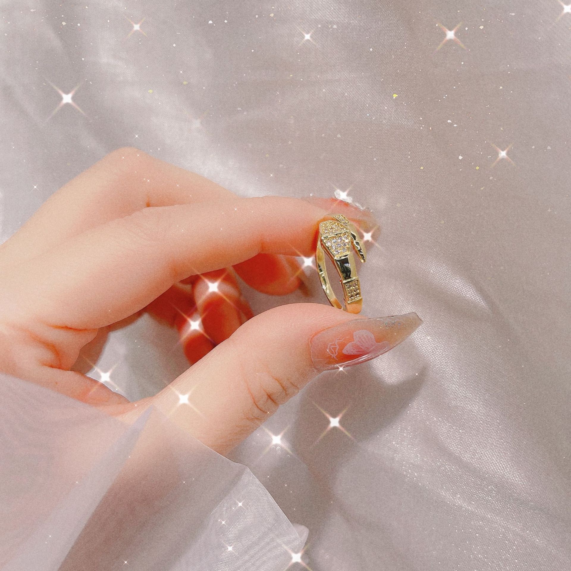 Cross-border copper micro-inlaid zirconium snake-shaped ring, light luxury and niche design, fashionable and versatile, trendy open snake-bone ring for women pic 2