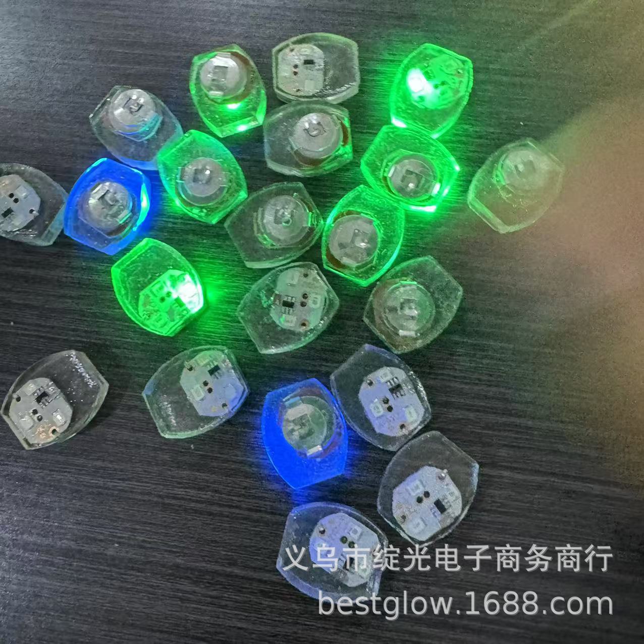 LED红蓝绿鞋灯方灯椭圆灯防水灯震动发光闪灯服装灯机芯电子配件详情3