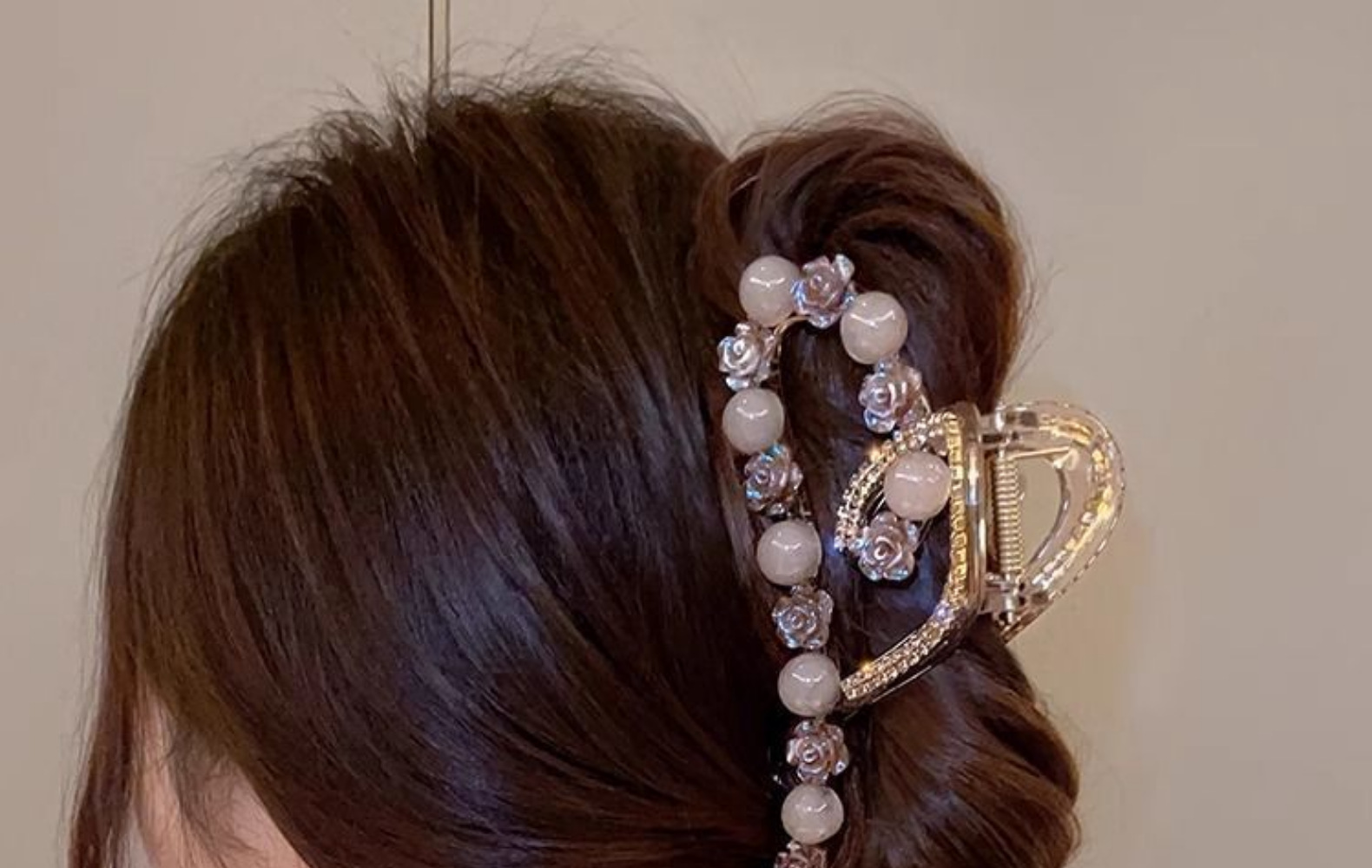 Elegant little camellia flower bead claw clip, large hair volume, high-end updo shark clip for women at the back of the head pic 18