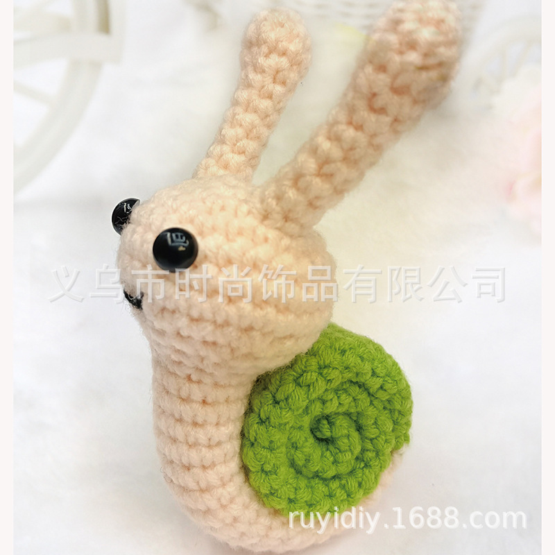 Cross-border diy hand-woven dolls, wool crochet material kits, snail pendants, unfinished product sets pic 2