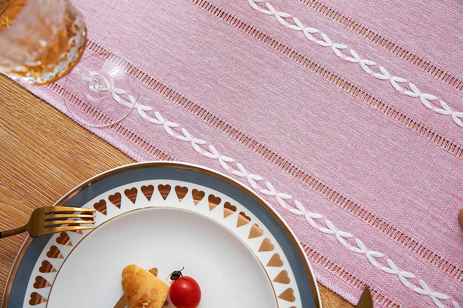 New cross-border Amazon handcrafted table flag, hollowed-out American country white tablecloth, dressing table scarf factory wholesale pic 32