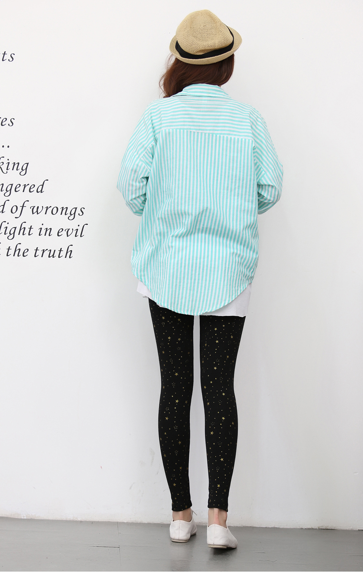 The new basic slimming style from Dongdaemun, South Korea, featuring star-studded nine-inch skinny leggings pic 16
