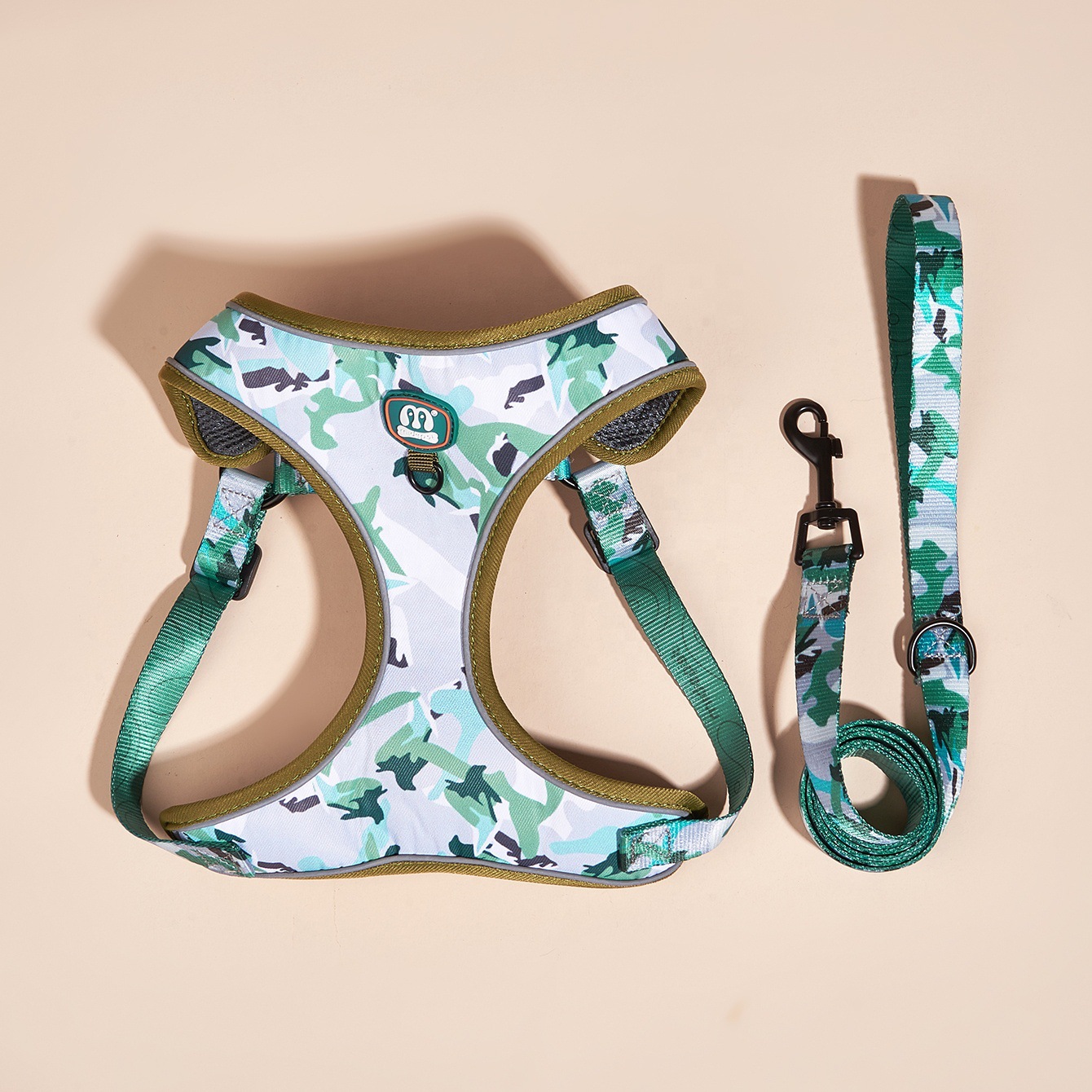 Maidi Cross-border New product Pet dog and cat fashionable leash, chest and back strap, fashionable printed with reflective strips, adjustable pet chest and back strap, dog walking leash, cat leash pic 14