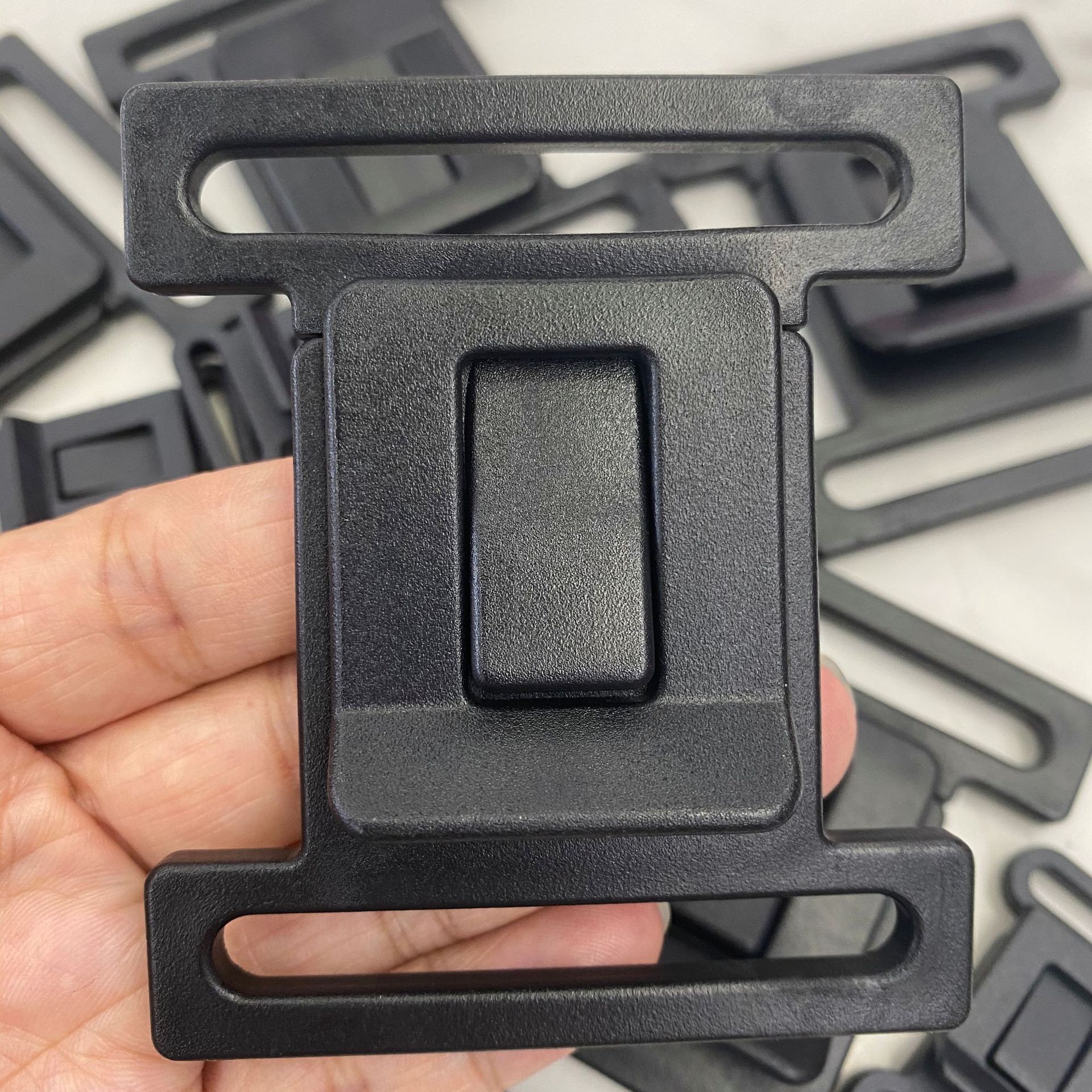Belt buckle, outdoor belt buckle, outdoor training belt lock, military green card buckle, plastic accessories pic 5