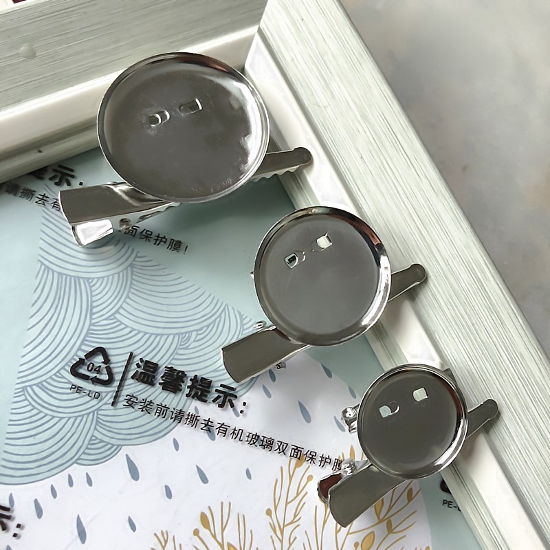 源头厂家圆盘别针圆盘扣针胸针托盘批卖简约保险别针胸针详情6