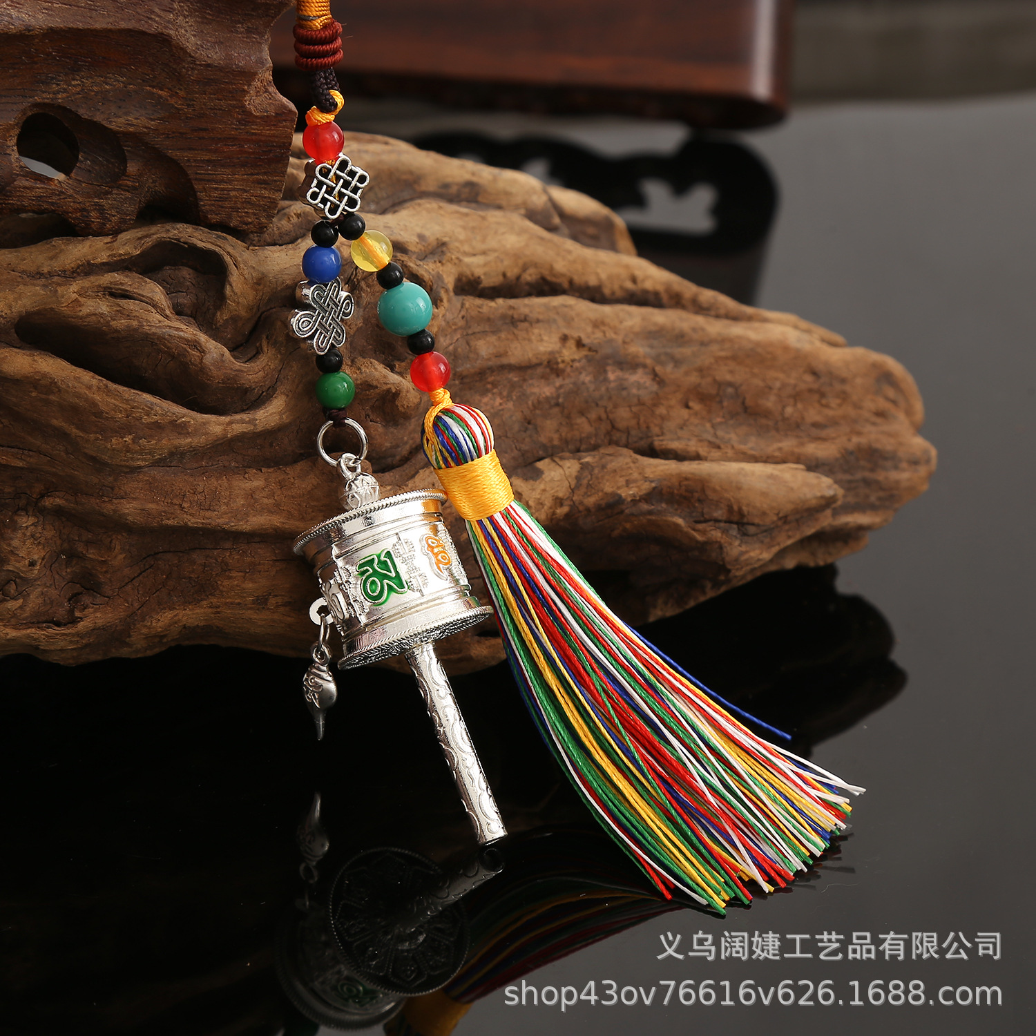 Creative hand-cranking prayer wheel color pendant package, six-character mantra, leng Yan mantra, five-color flowing mustache car pendant wholesale pic 15
