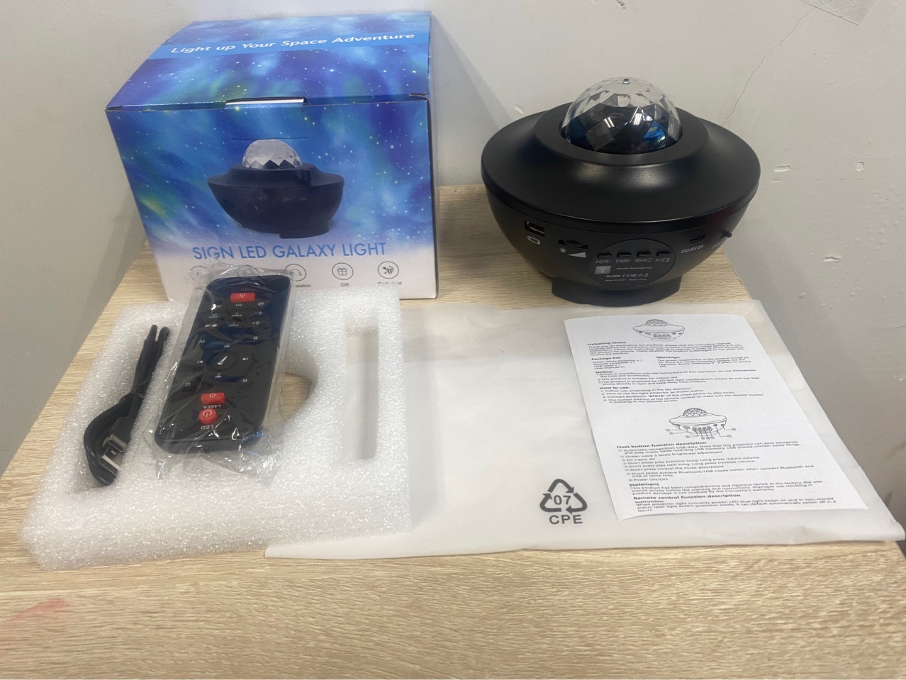 跨境usb梦幻投影星空水纹灯激光灯满天星蓝牙音乐氛围小夜灯详情1