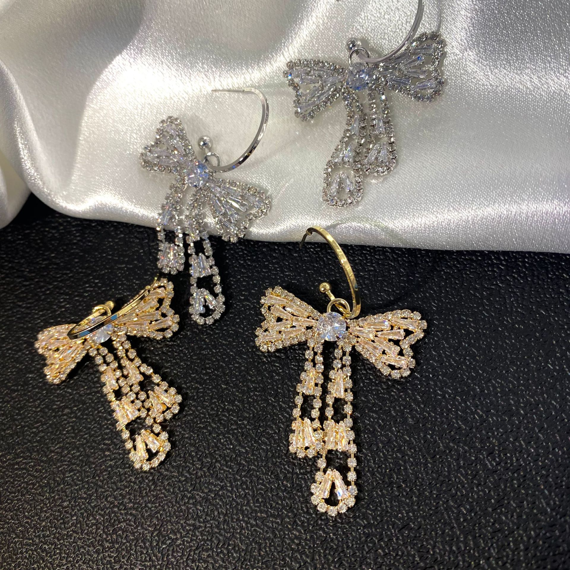 倪妮杨幂明星同款高级感无耳洞螺旋耳夹新娘轻奢耳环法式水滴耳饰详情22