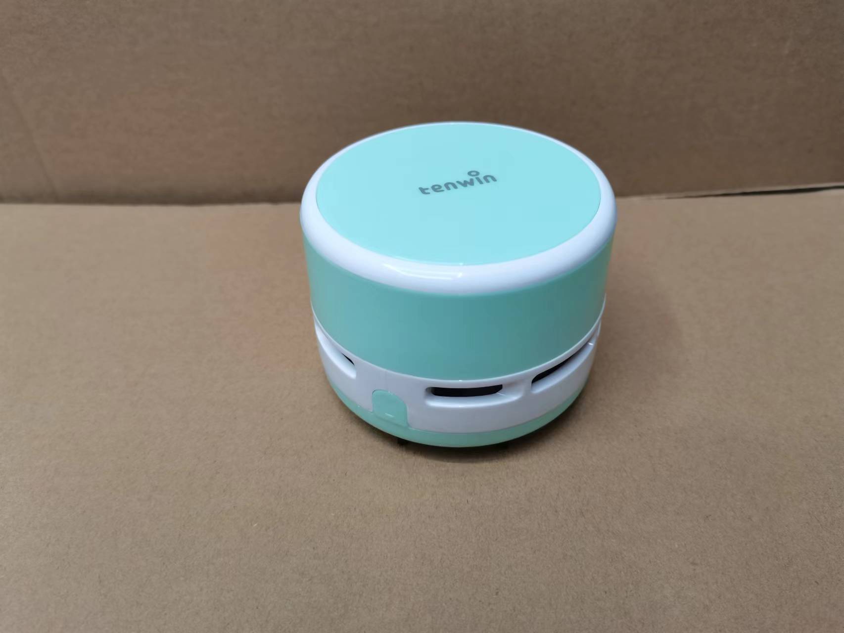Astronomical 8050 Desktop Mini Vacuum Cleaner, creative cartoon home, office and car vacuum cleaner, desktop dust removal pic 39