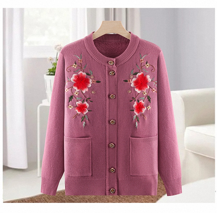Warm tops for middle-aged and elderly people in autumn and winter: sweaters for grandmothers with fleece, cardigans for mothers, winter coats, and base coats for the elderly pic 12