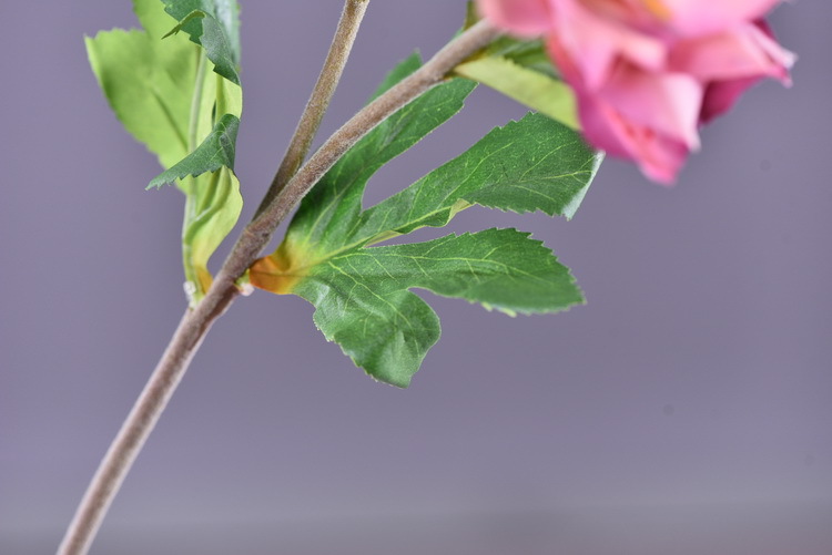 Dongli Flower Industry Factory directly sells artificial roses, ice mountain roses, home furnishings, hotels, shopping malls, wedding decorations, artificial flower bouquets, and high-end ornaments pic 24