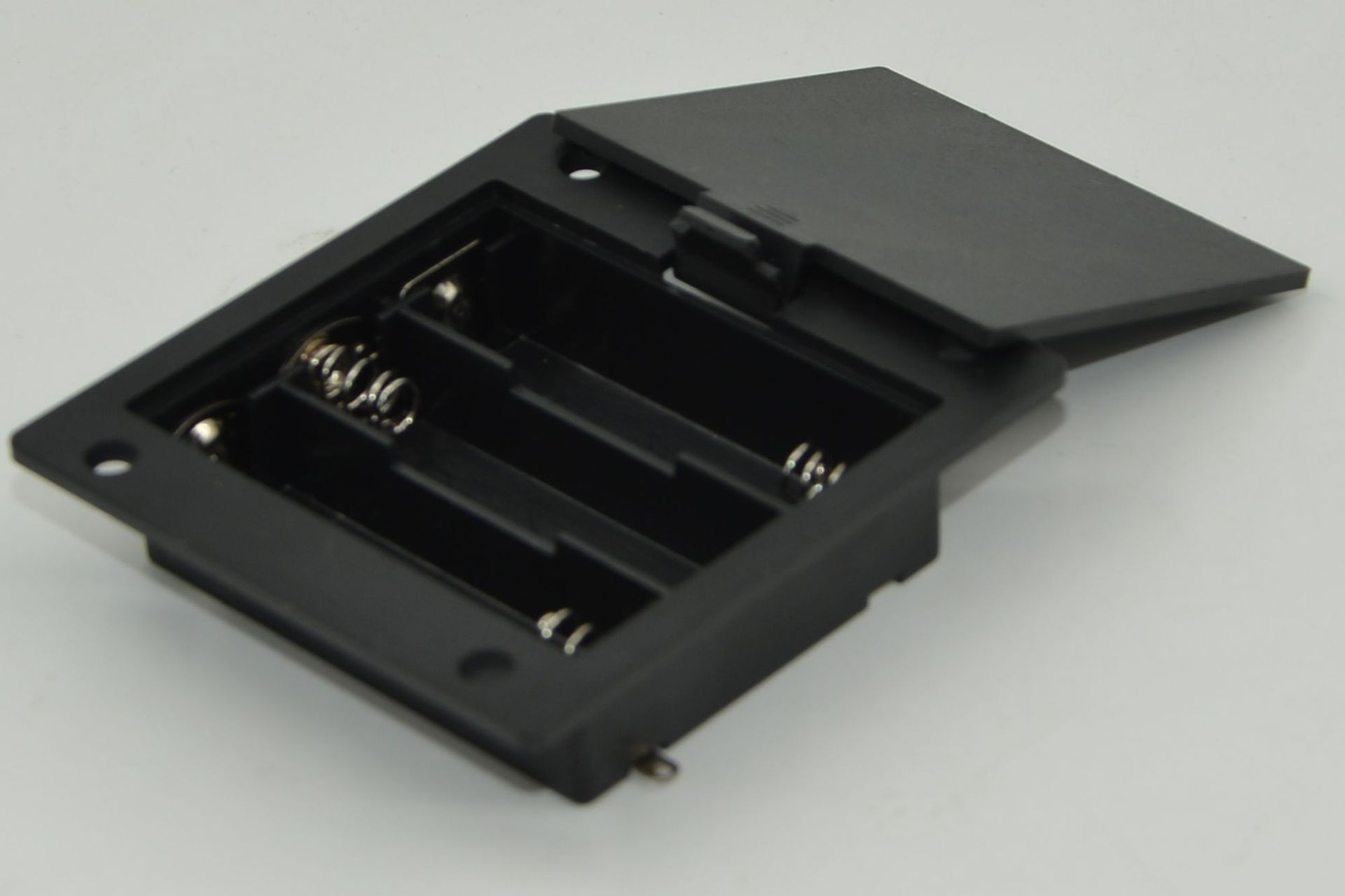 Wholesale 3 AA battery boxes, embedded battery boxes, battery boxes with LIDS, and battery boxes without wires pic 2