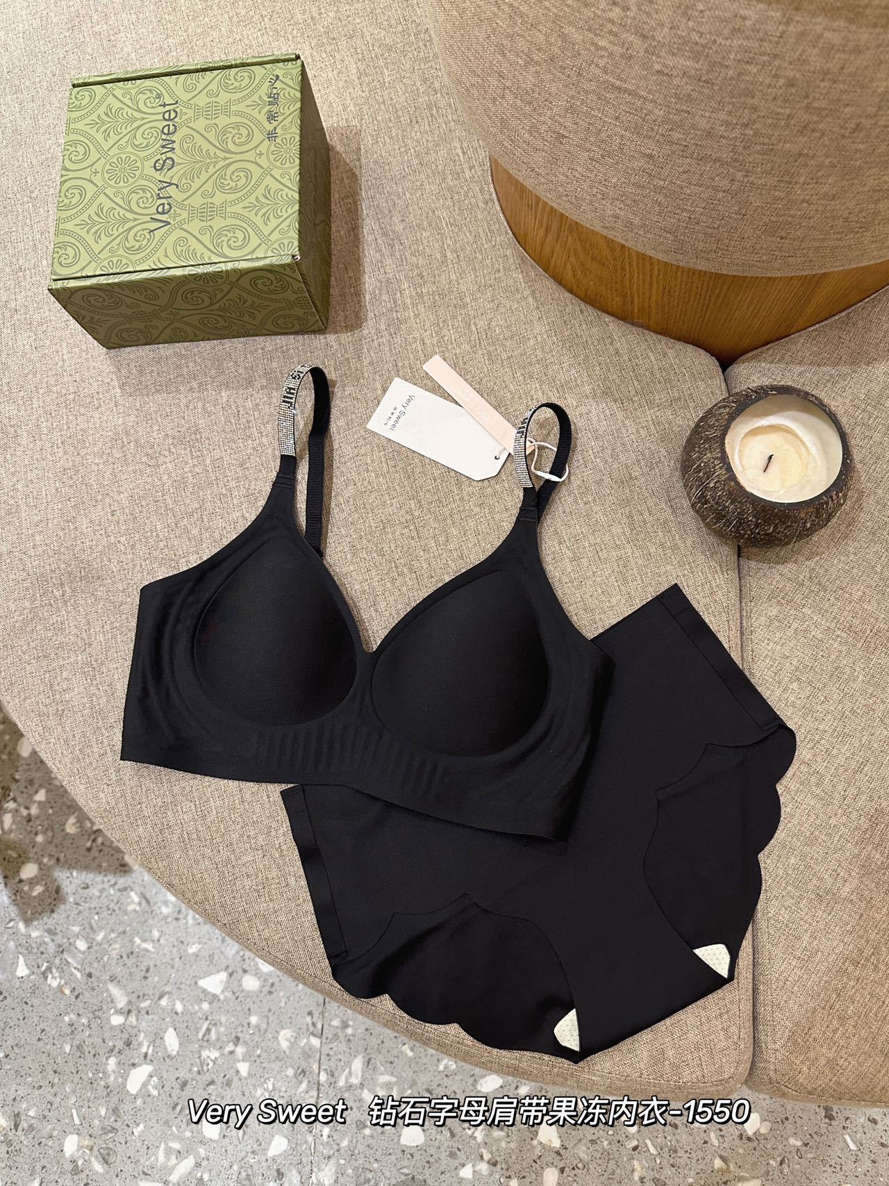 内衣套装女礼盒装~无痕小胸聚拢无钢圈美背舒适薄款收副乳文胸罩详情19