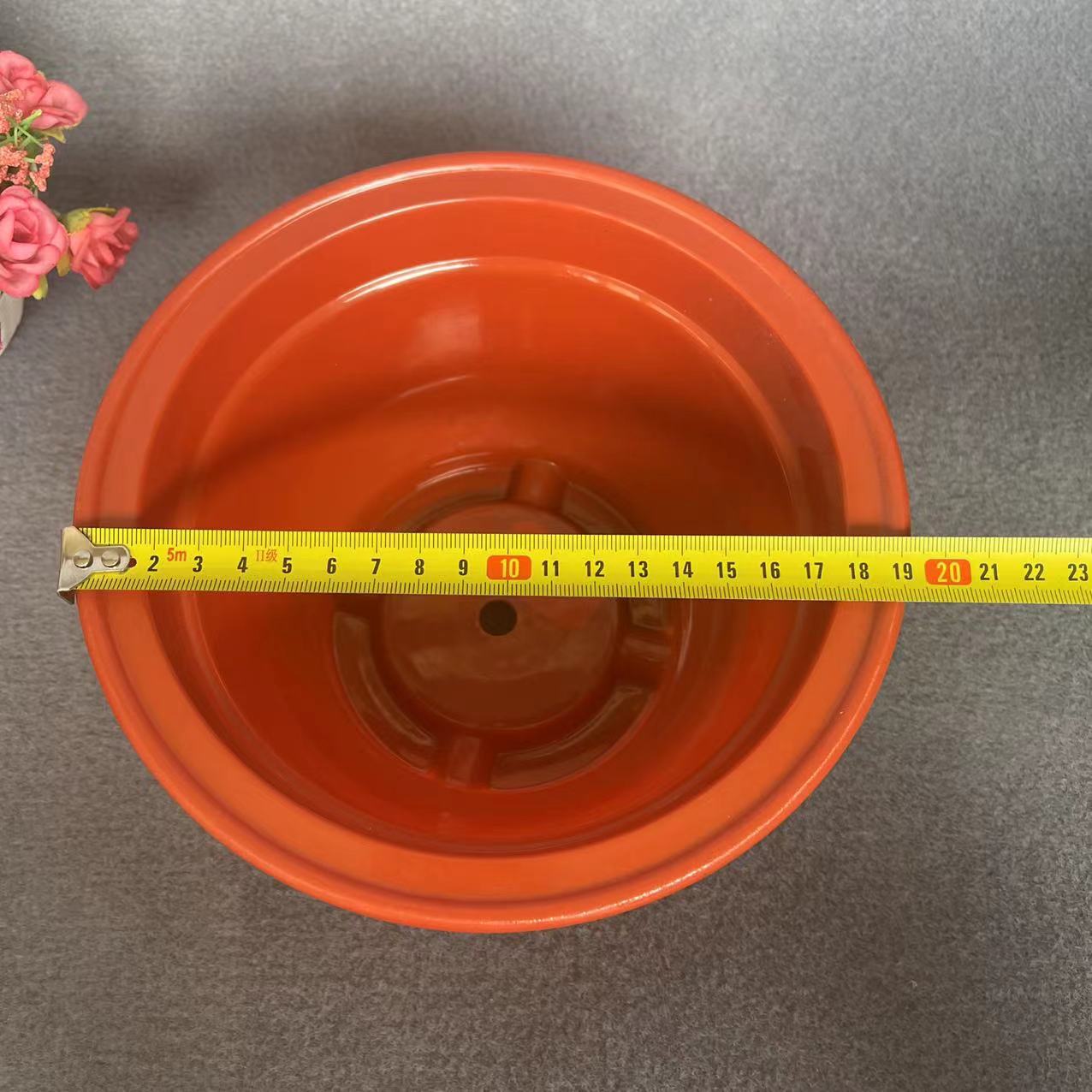 Wholesale of medium-sized plastic flowerpots, medium-sized green ivy and succulent planting seedlings, and thickened ceramic flowerpots pic 1