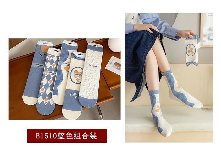 New autumn and winter style taro color straight plate rolled diamond-shaped small flower mid-calf socks for women, fresh cotton socks for women, one-piece consignment pic 5