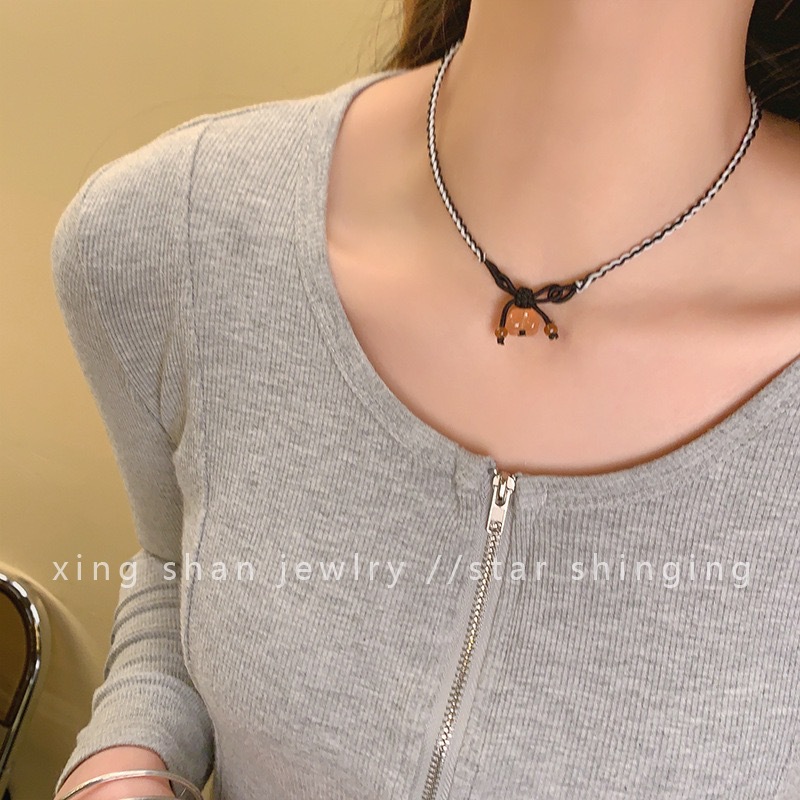 This simple new Chinese-style retro Zen-inspired necklace is versatile and elegant. It features a niche ethnic collarbone chain with an ancient design sense as an accessory pic 22