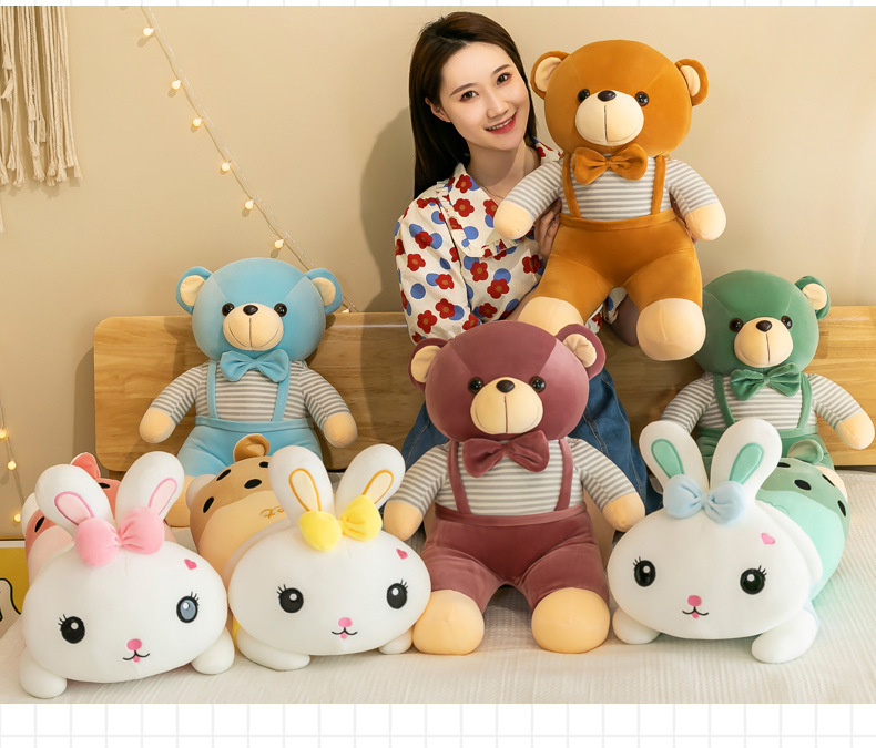 Wholesale of cartoon carrier bear air conditioner quilts, two-in-one car air conditioner quilts, throw pillows, nap pillows and quilts pic 21