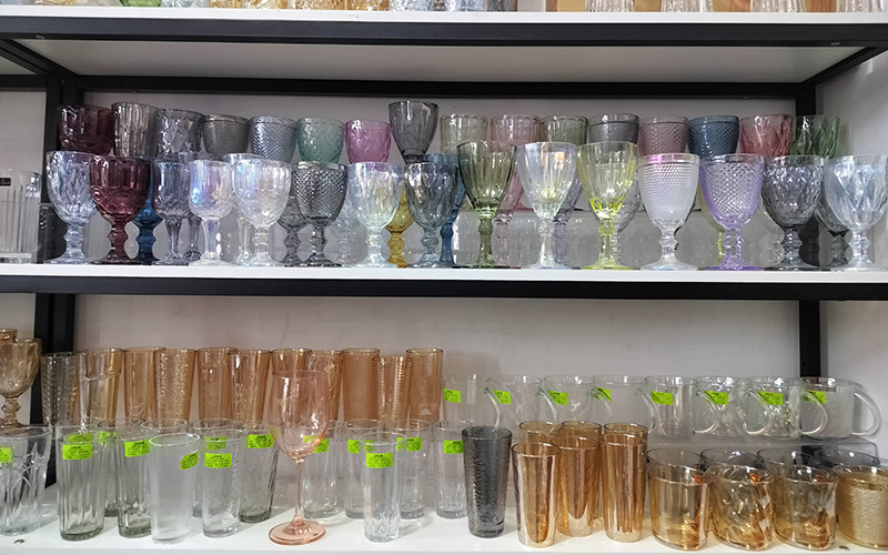 复古菱形红酒杯欧式浮雕创意彩色高脚杯加厚玻璃葡萄酒杯详情12