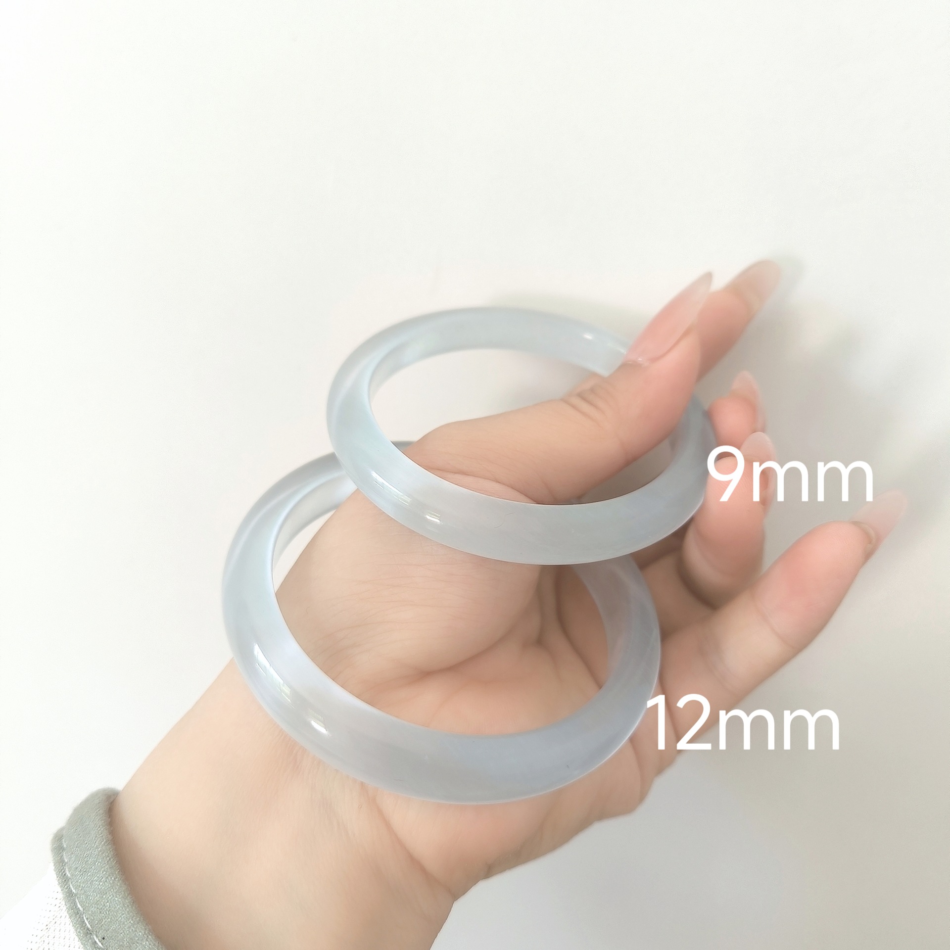 Natural white cat's eye stone white moonlight women's ice-transparent silver bracelet Jade bracelet high ice agate beauty jade bracelet for women pic 8