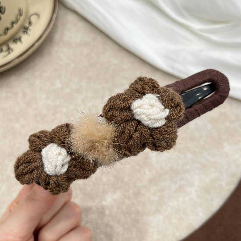 Woolen flower duckbill clip, large back of the head, sweet semi-tied hair clip, new autumn and winter headwear pic 8