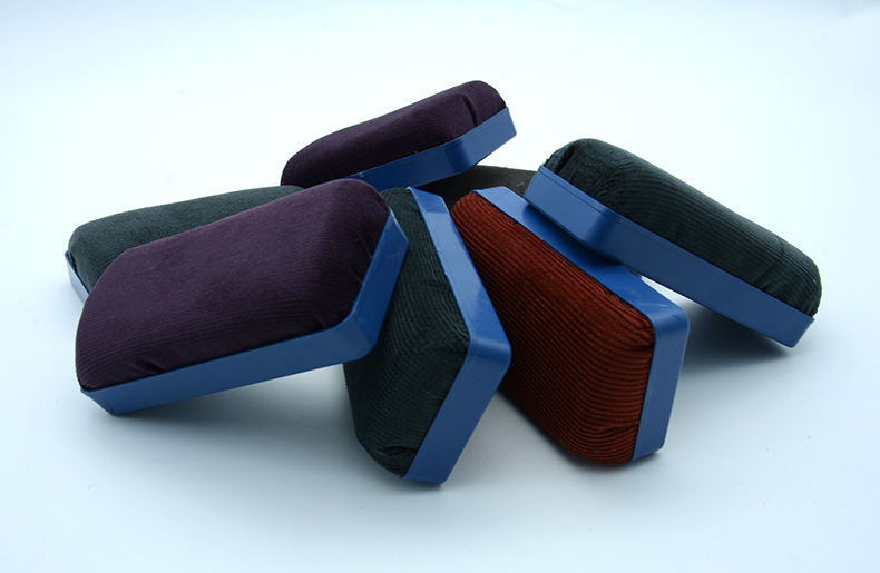 Qianhui whiteboard eraser Manufacturer directly supplies large and small velvet cloth magnetic plastic easy-to-erase chalk accessories, whiteboard eraser brushes pic 20