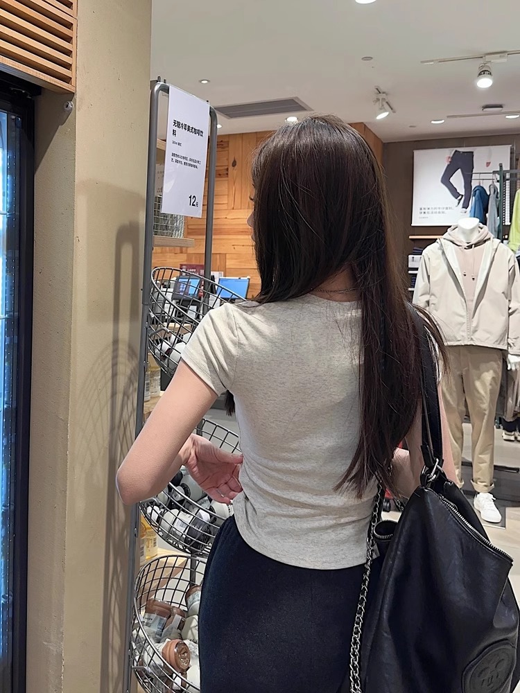 白色短袖打底衫内搭t恤女2024夏季新款显瘦修身辣妹短款正肩上衣详情20