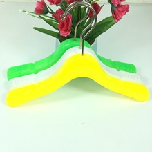 厂家直销创意家居防滑金属浸塑大铁裤夹衣架裤架晾晒衣架衣柜裤夹详情23