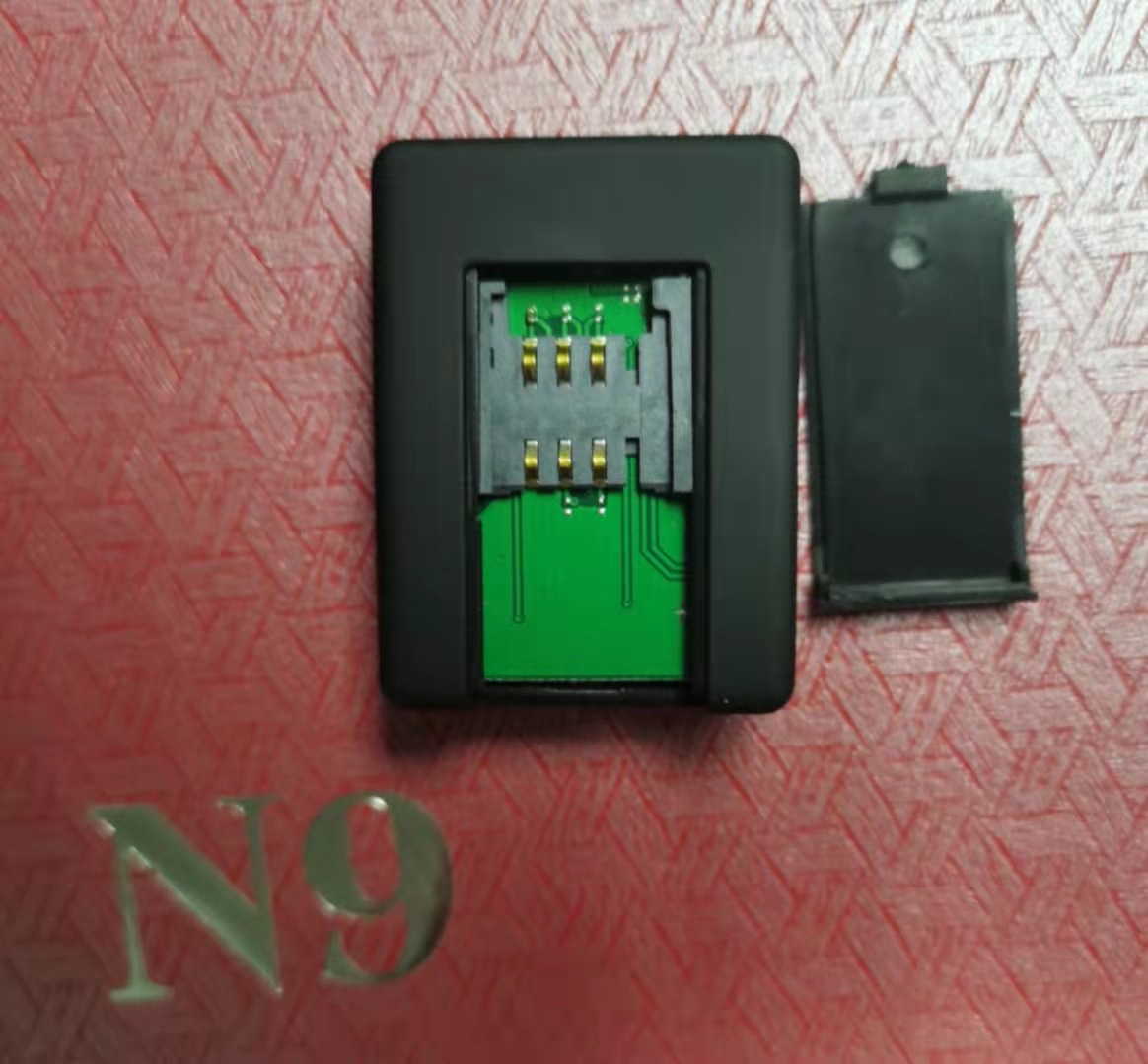 迷你小型N9GPS定位追踪器汽车GPS回拨定位儿童老人定位器厂家供应详情9