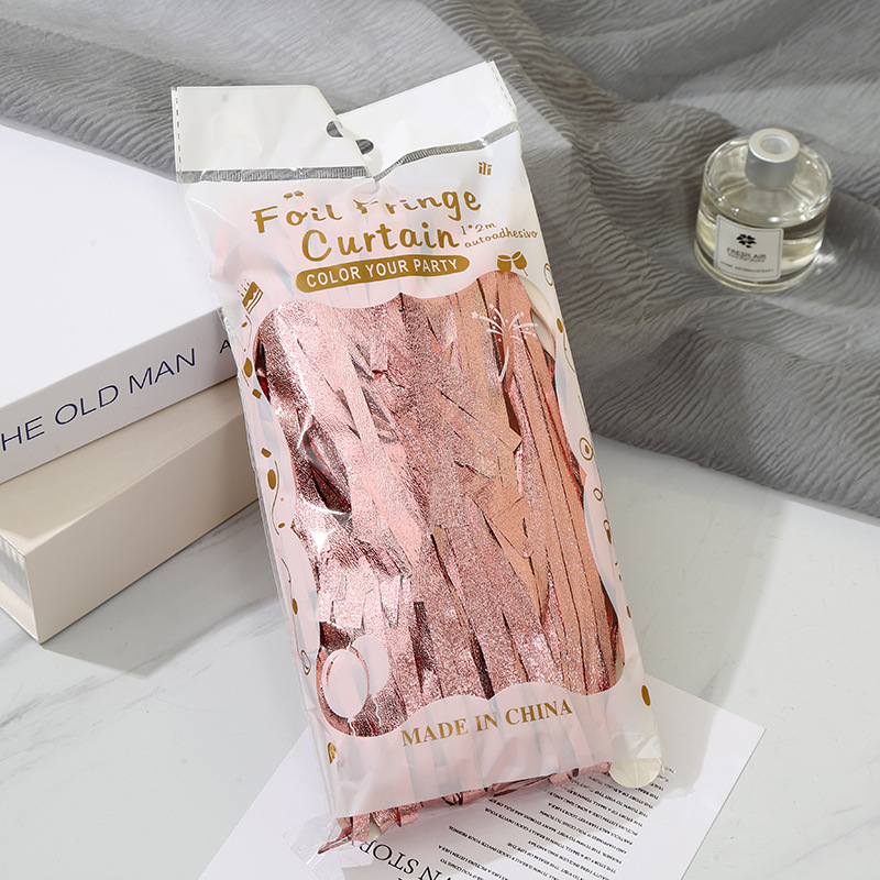 跨境高亮闪光1*2M雨丝帘创意儿童生日派对装饰道具墙面布置彩带详情9