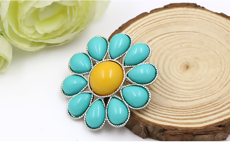 新款同款山茶花胸针字母防走光五角星胸花蜜别针配饰批发详情11