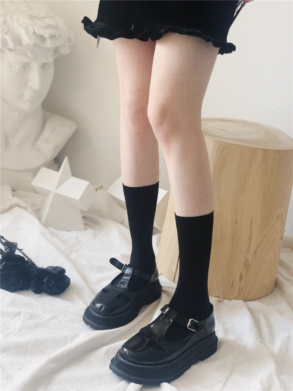 Classic and versatile jk black and white mid-calf knee-high socks that can be worn all year round, featuring non-permeable velvet calf socks pic 16