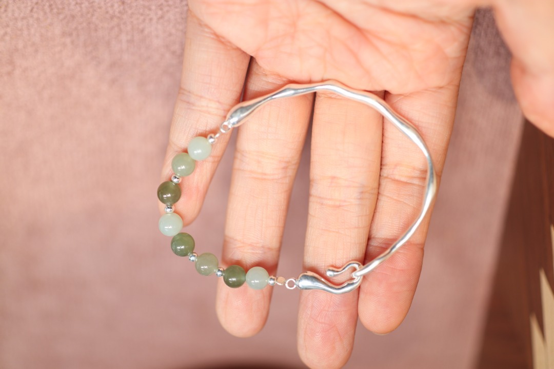 Natural Hetian jade bracelet S925, pure silver solid half bracelet, half bracelet, freshwater pearl bracelet, cold style girl pic 11
