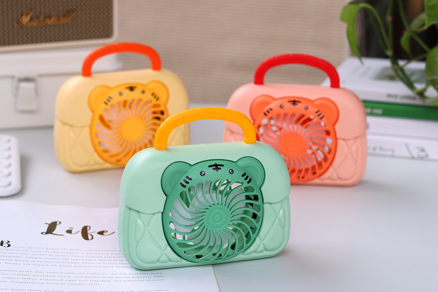 2022新款创意手提包风扇卡通老虎七彩夜灯相机风扇USB充电桌面照相机风扇详情14