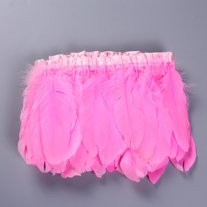 Wholesale from the manufacturer of large goose feather fabric with feather lamps, clothing accessories, DIY handicrafts, decorative colorful feather fabric edges pic 19