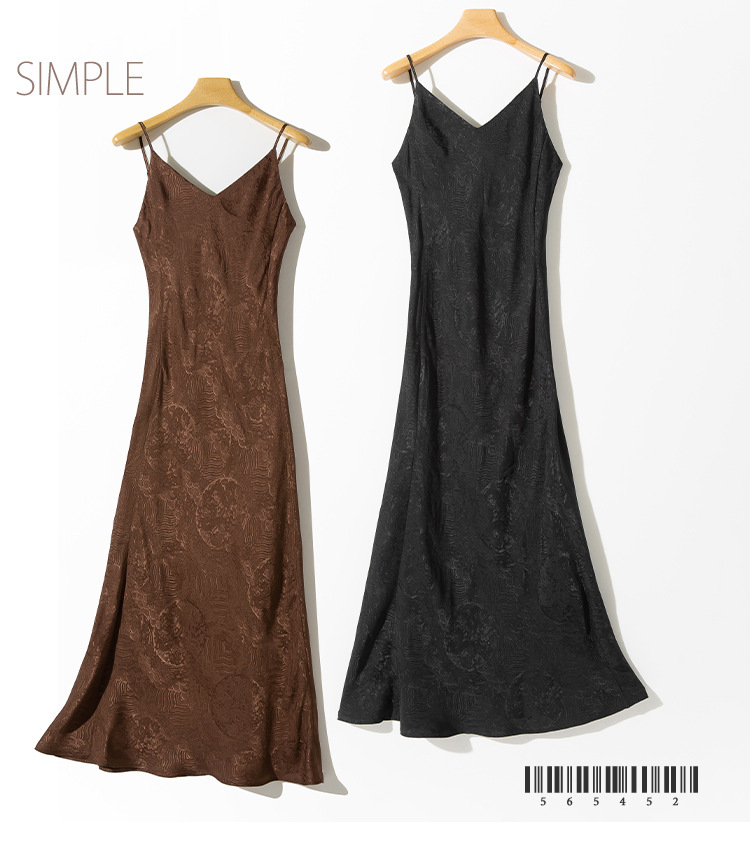 2025春夏新中式提花吊带裙山海龙纹花型时尚设计感v领垂感连衣裙详情3